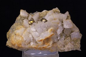 kupferkies_dolomit_storch_und_schoeneberg_7735.jpg