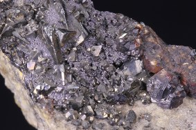 tetraedrit_zinkblende_grube_georg_siegerland_1821.jpg